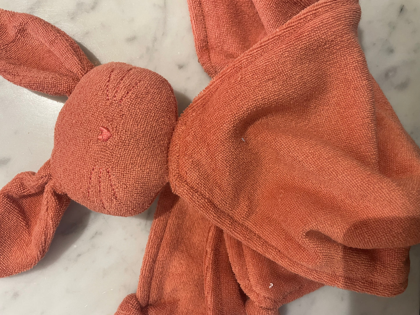 Doudou lapin terracotta